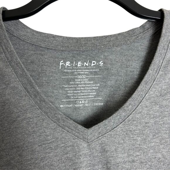 Friends Women's Logo Short Sleeve Graphic T-Shirt Gray Size 30/32 - Picture 2 of 4